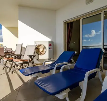 Luxury Sea View T2 Old Town *